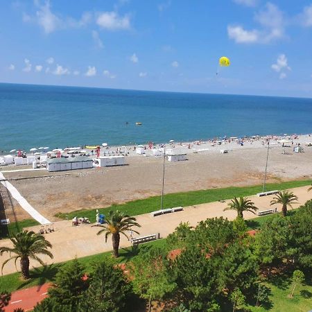 Apartment Magnolia Seaside Batumi Exterior photo