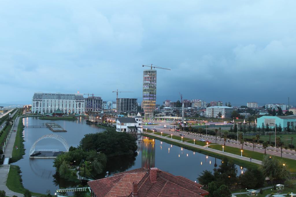 Apartment Magnolia Seaside Batumi Exterior photo