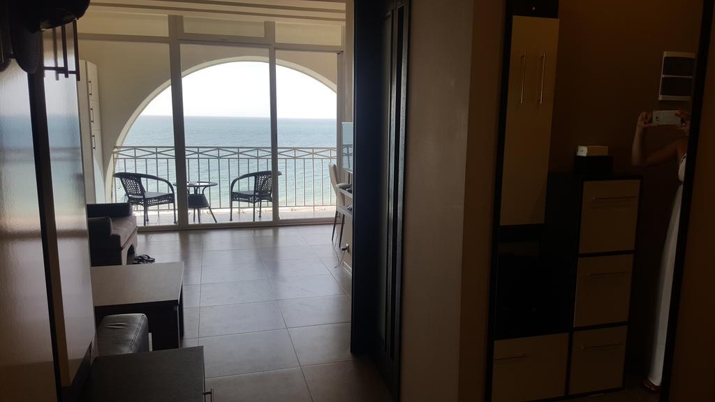 Apartment Magnolia Seaside Batumi Exterior photo